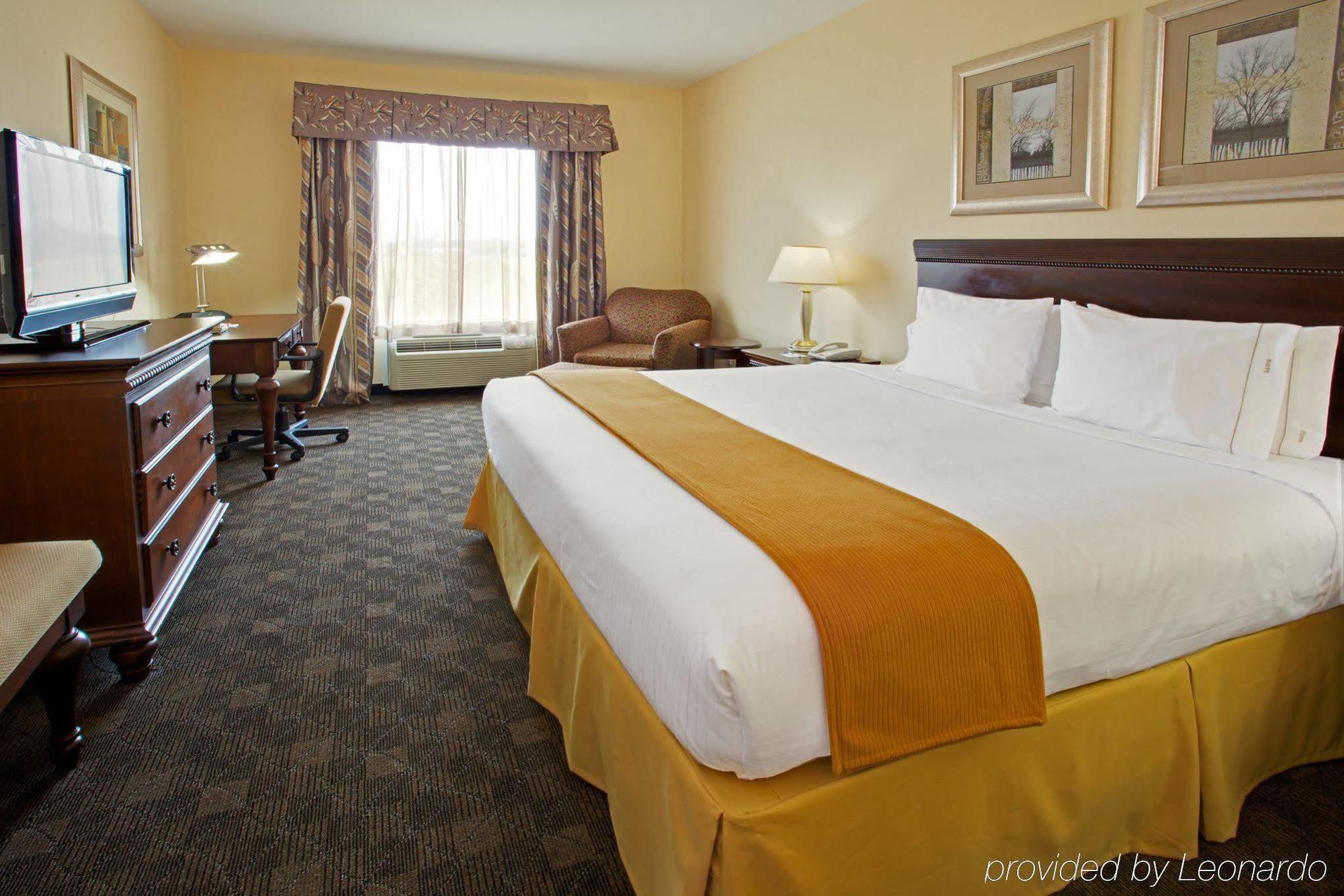 Holiday Inn Express Pearland By Ihg Bilik gambar