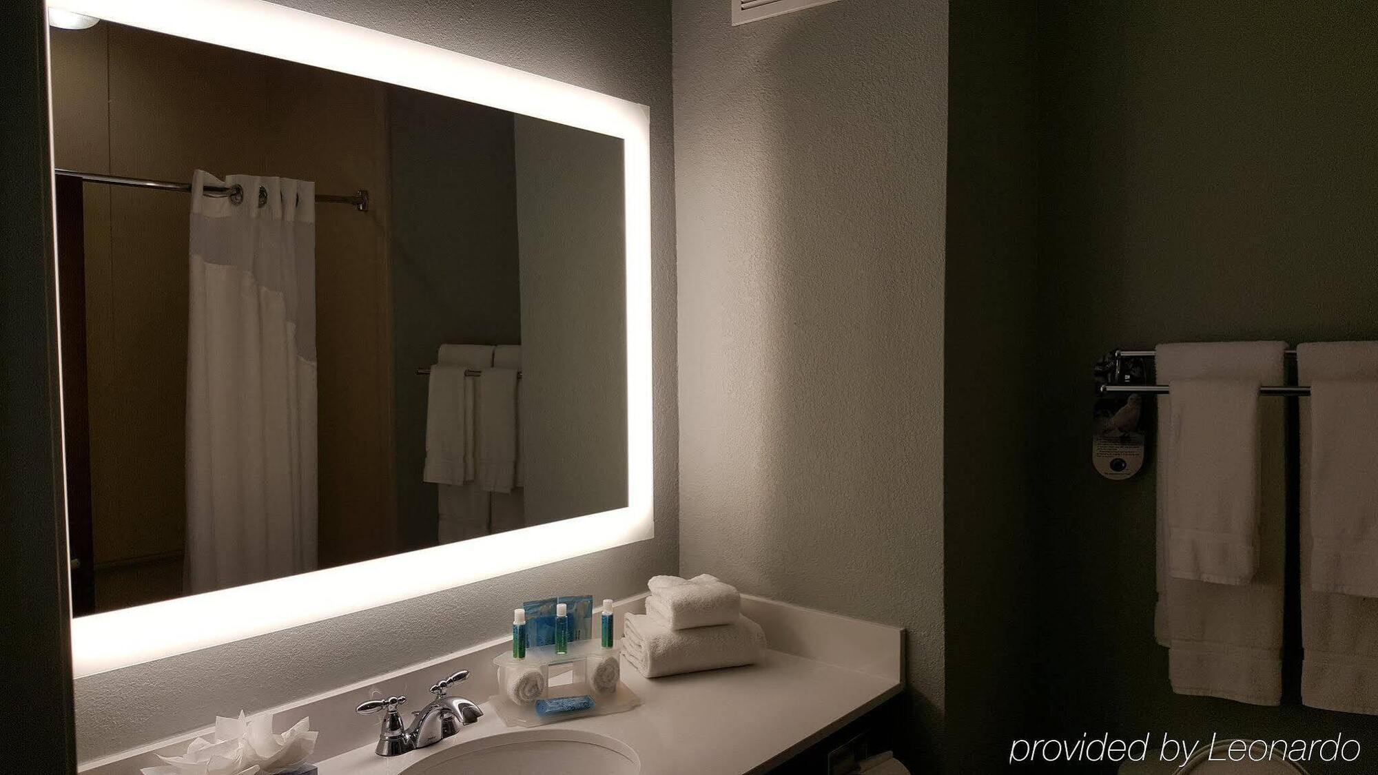 Holiday Inn Express Pearland By Ihg Luaran gambar